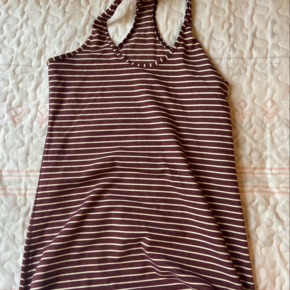 Lululemon tank